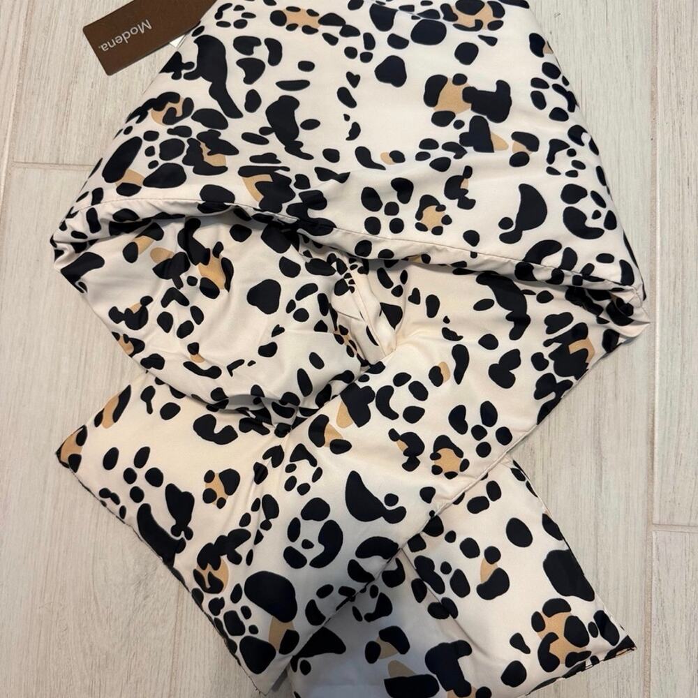 Modena NWT Puffer Wrap Scarf Animal Print Cream Black Tan One Size Nordstrom